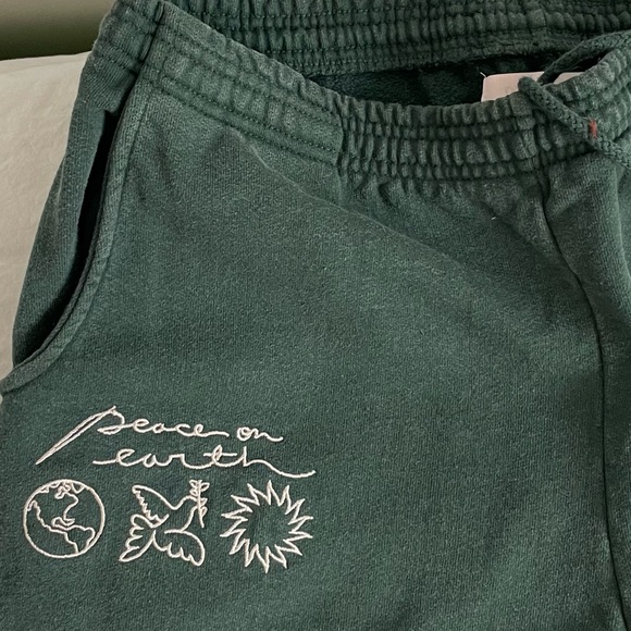 Palo Santo Studios Trio Peach On Earth Sweatpants in Evergreen S/M - Picture 5 of 8